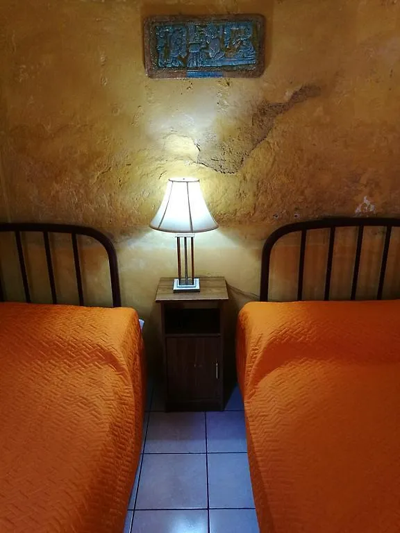 Bed and Breakfast Casa Jocotenango Гватемала Отель типа 